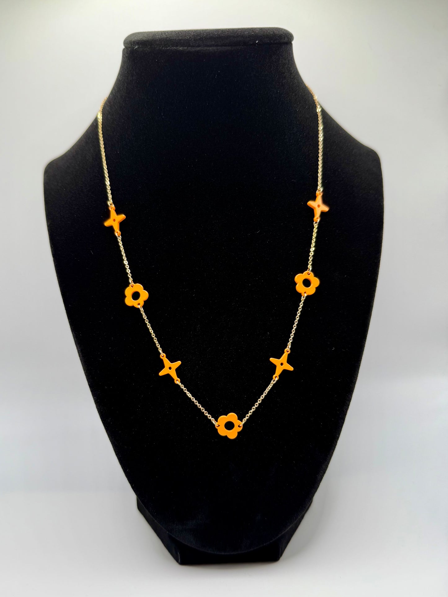 Louis Like Necklace