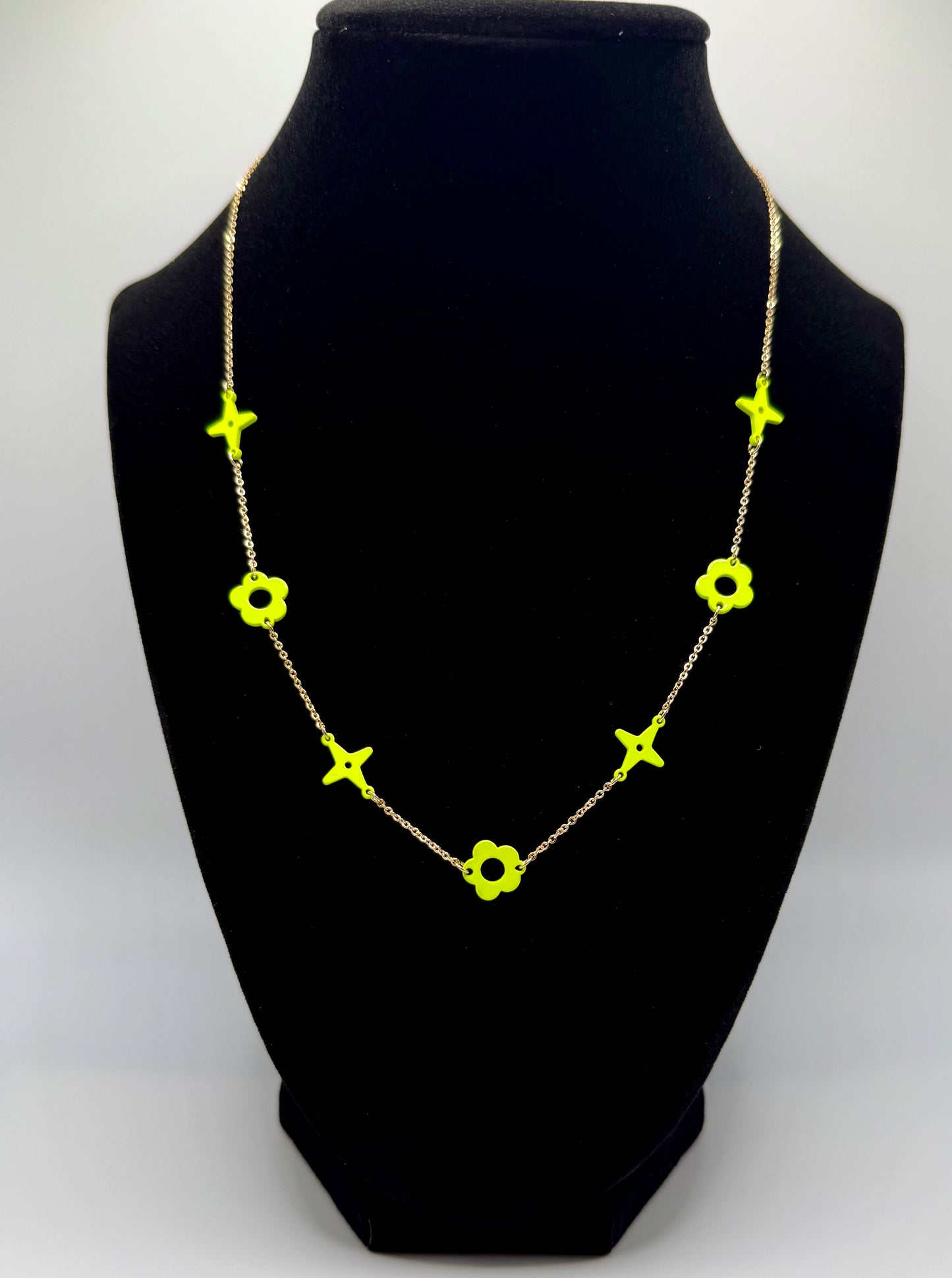 Louis Like Necklace
